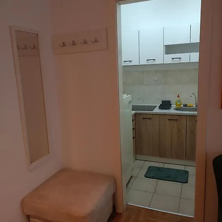 Apartment Clockwork Orange *