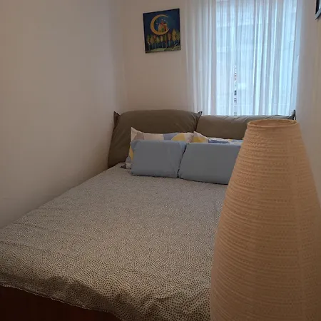 Apartment Clockwork Orange *